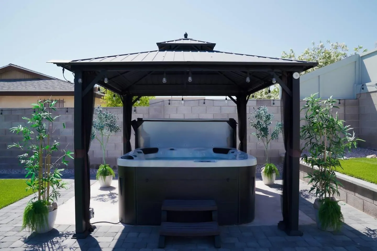 Enchanting Gardenhome- Spacious Yardluxe Jacuzzi Las Vegas 0*,
